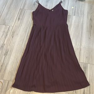 NWT plum party dress with pleats